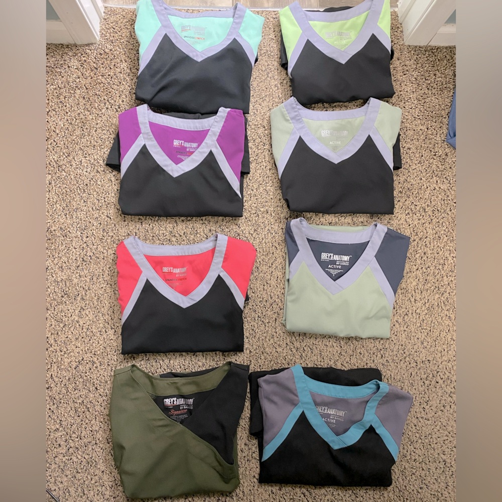 Eight Grey’s Anatomy color-block Scrub tops